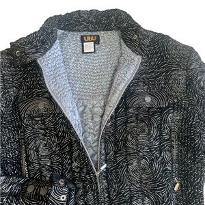 UbU Women's Black Crinkle Jacket with Silver Metallic Swirl-Print Design. Sz XL